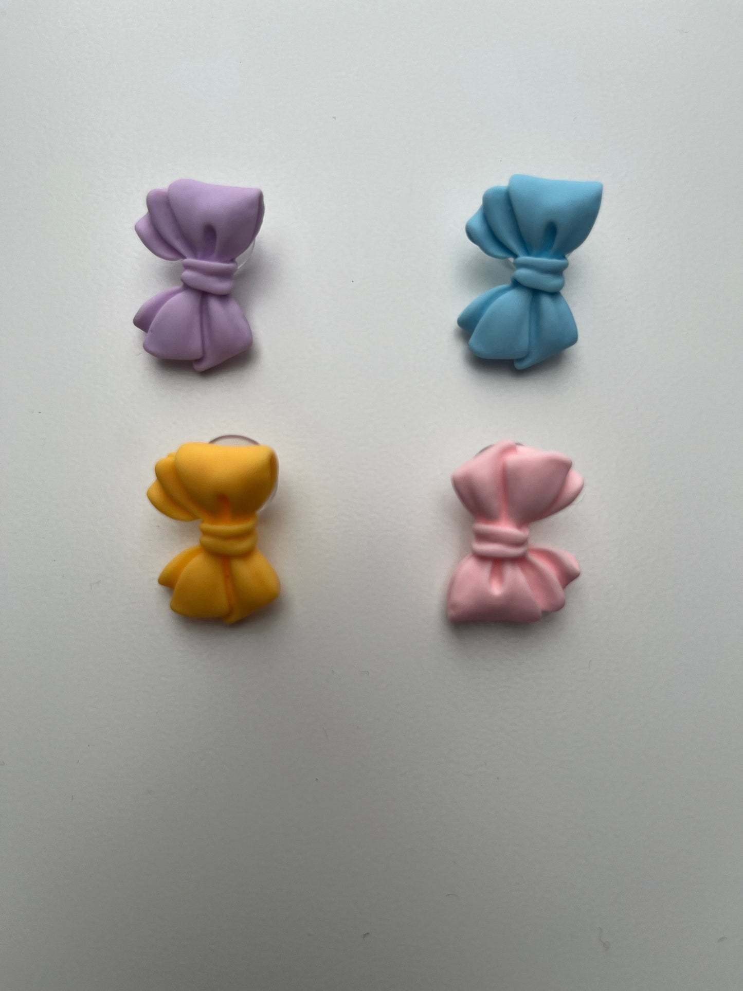 Clay Bow Shoe Charms