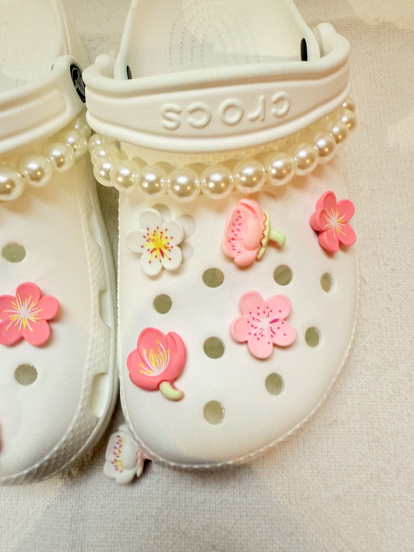 Clog Shoe Chains with Flowers