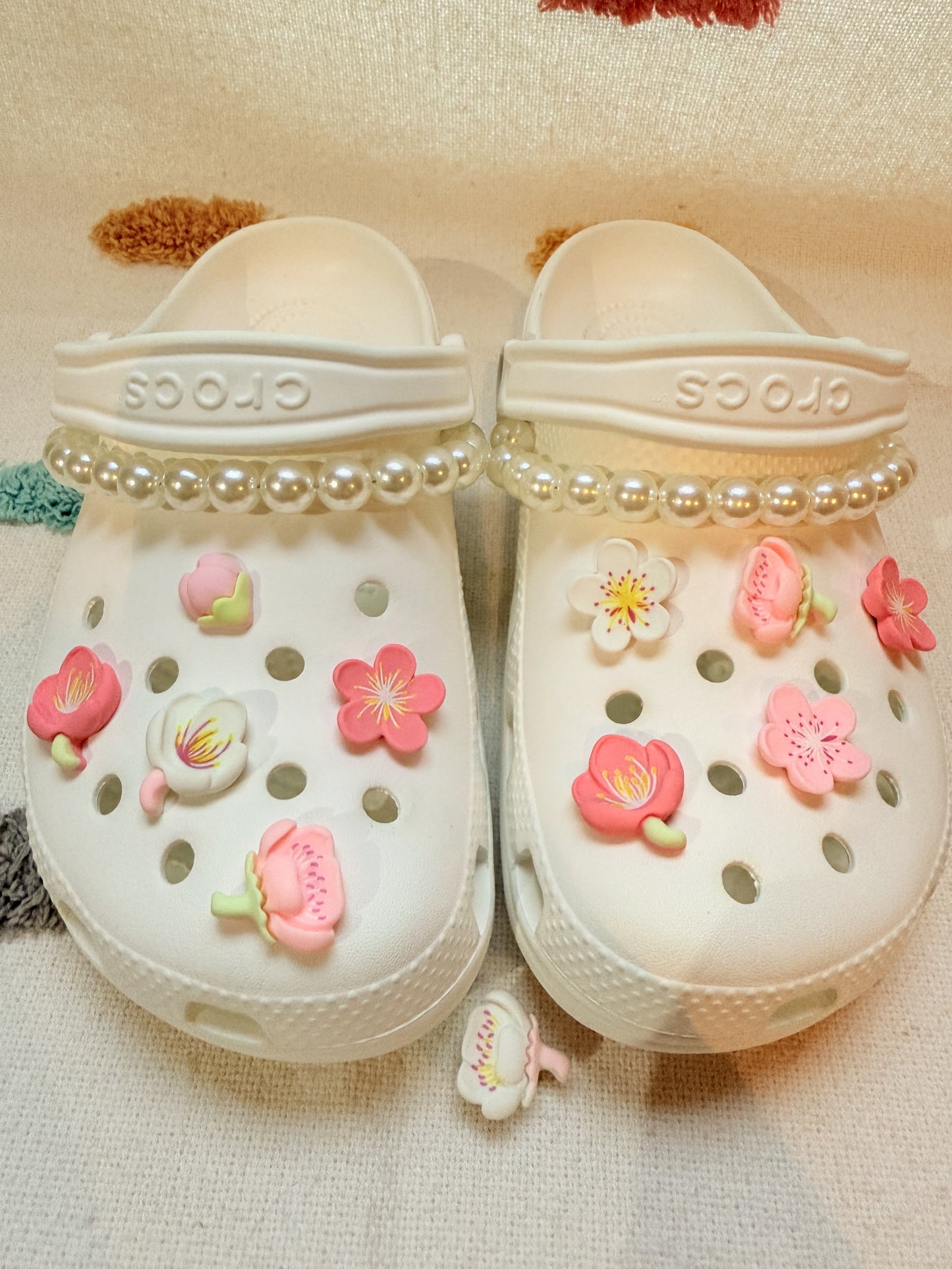 Clog Shoe Chains with Flowers