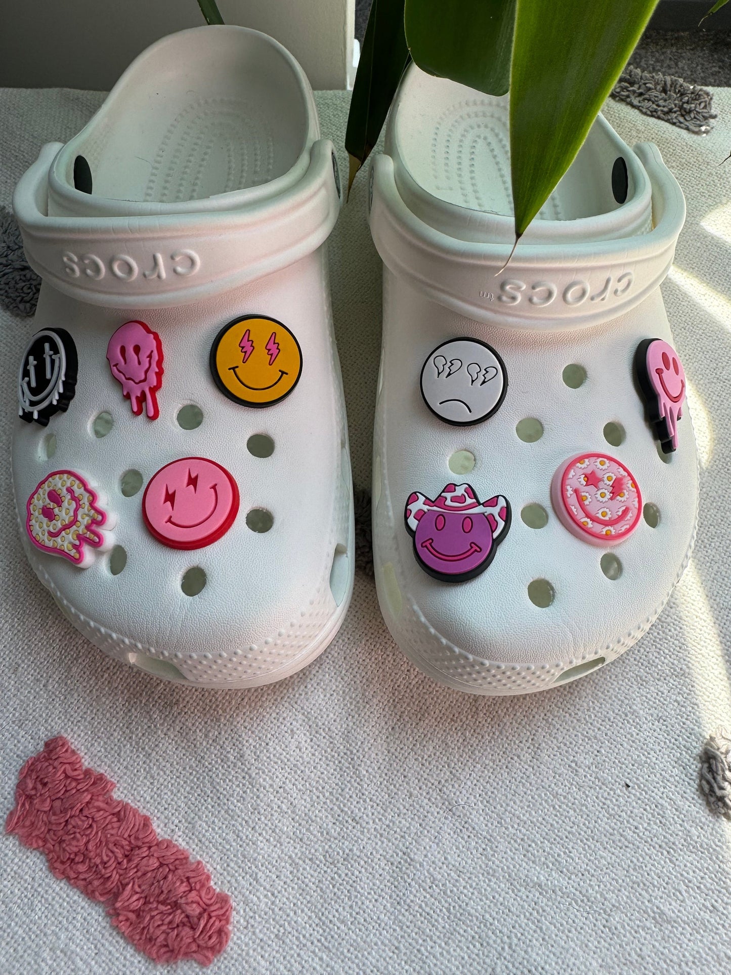 Smiley Preppy Face Shoe Charms